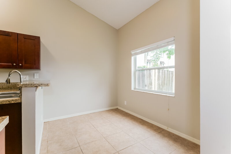 2,990/Mo, 180 Heatherwood Dr Royal Palm Beach, FL 33411 Dining Room View