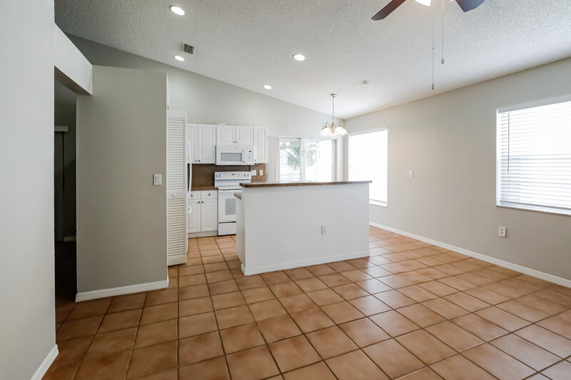 3,340/Mo, 3370 NW 78th Ave Margate, FL 33063 Misc View 4