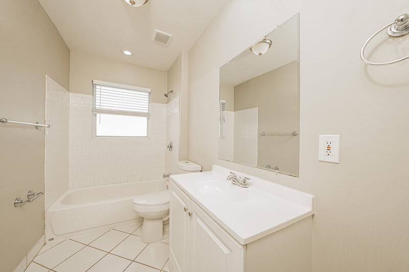 3,535/Mo, 4075 Sabal Lakes Rd Delray Beach, FL 33445 Bathroom View