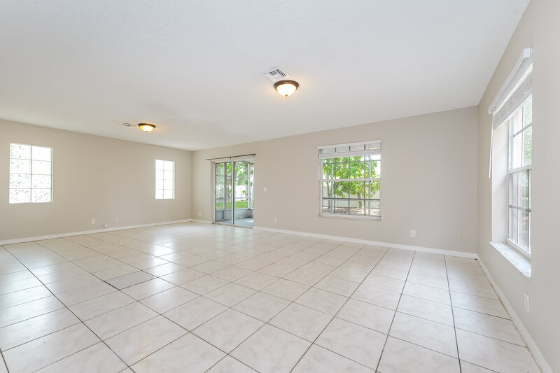 3,530/Mo, 4124 Pine Hollow Cir Greenacres, FL 33463 Living Room View
