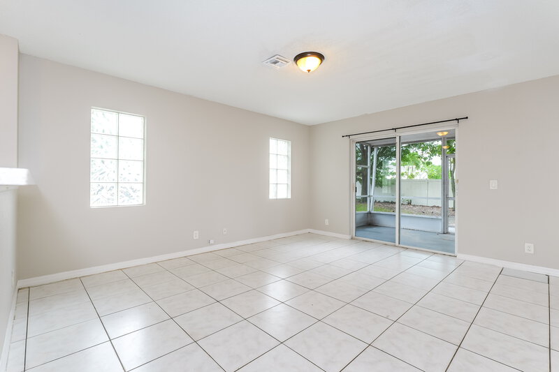 3,530/Mo, 4124 Pine Hollow Cir Greenacres, FL 33463 Dining Room View