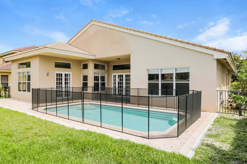 8,060/Mo, 5378 SW 183rd Ave Miramar, FL 33029 Rear View