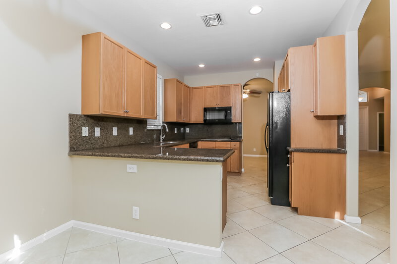 3,045/Mo, 7946 Monarch Ct Delray Beach, FL 33446 Kitchen View