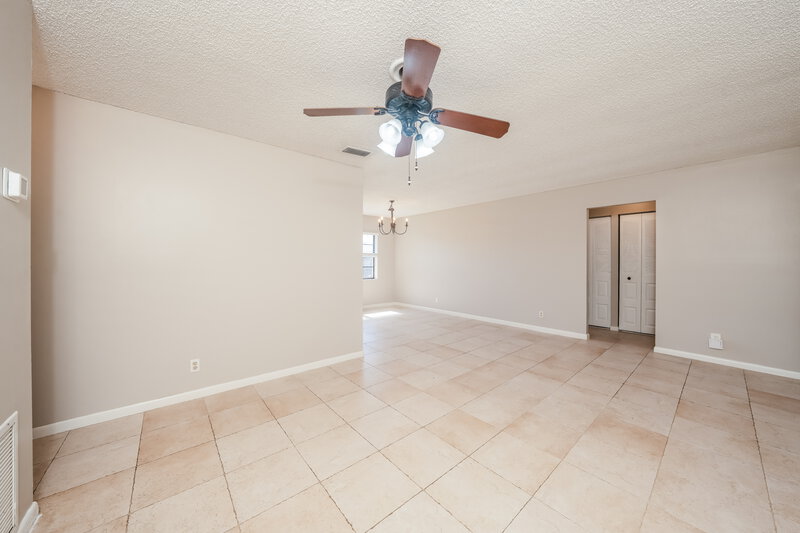 3,470/Mo, 9732 Saddlebrook Dr Boca Raton, FL 33496 Living Room View