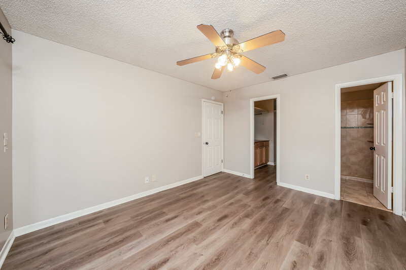 3,470/Mo, 9732 Saddlebrook Dr Boca Raton, FL 33496 Main Bedroom View 2