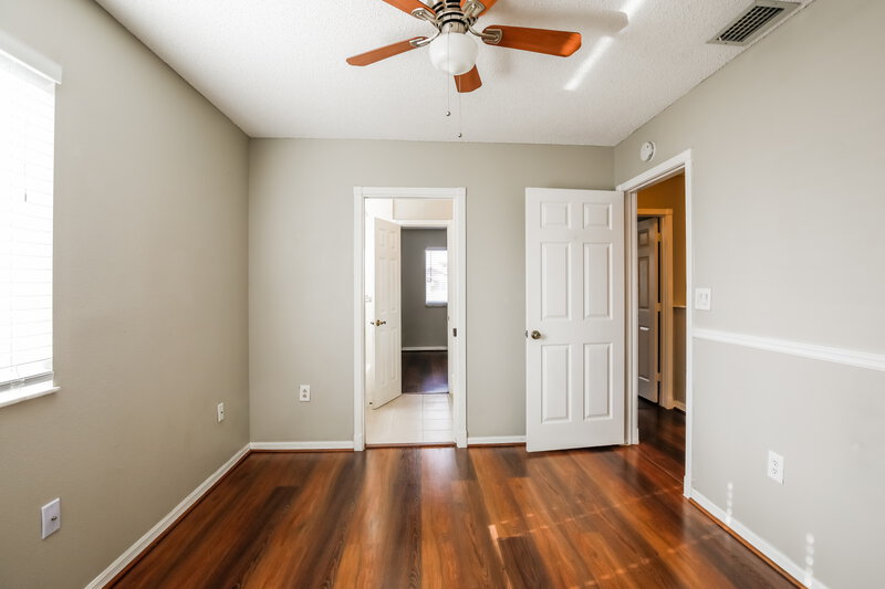 3,435/Mo, 424 Lakeside Cir Sunrise, FL 33326 Bedroom View 3