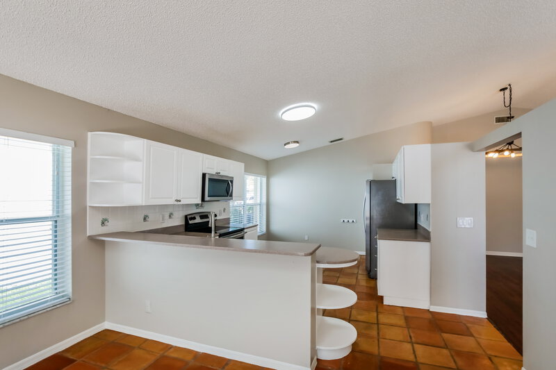 3,350/Mo, 18244 NW 21st St Pembroke Pines, FL 33029 Kitchen View