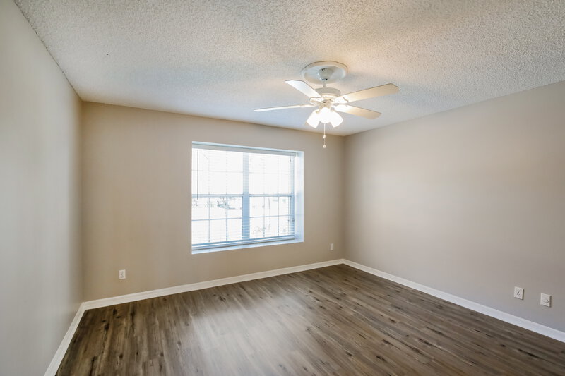 3,350/Mo, 18244 NW 21st St Pembroke Pines, FL 33029 Bedroom View