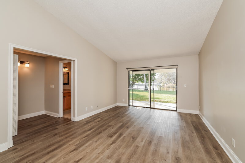 3,445/Mo, 9670 Lancaster Pl Boca Raton, FL 33434 Main Bedroom View