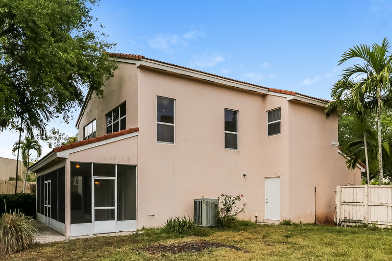 3,895/Mo, 15400 SW 51st Mnr Davie, FL 33331 Rear View