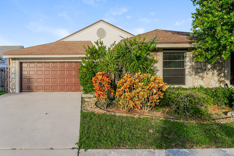 3,610/Mo, 21020 Woodspring Ave Boca Raton, FL 33428 External View
