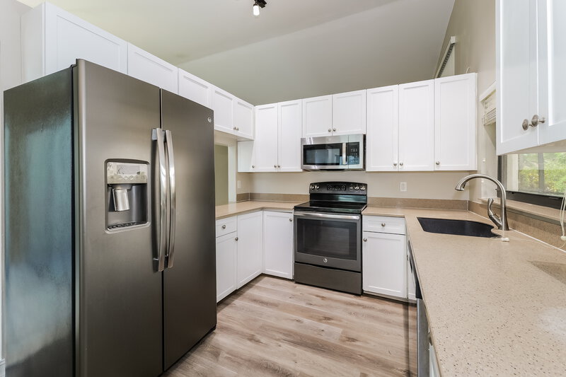 3,835/Mo, 21020 Woodspring Ave Boca Raton, FL 33428 Kitchen View
