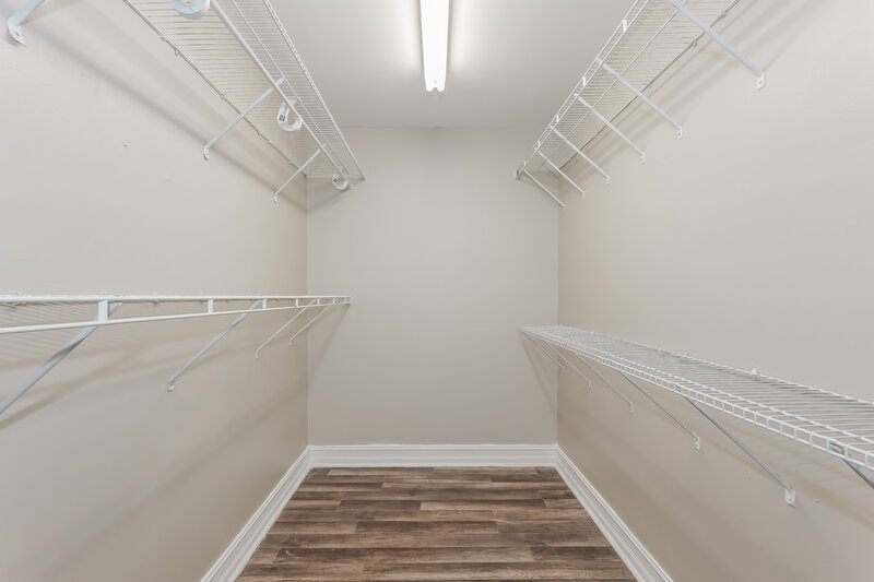 3,610/Mo, 21020 Woodspring Ave Boca Raton, FL 33428 Walk In Closet View