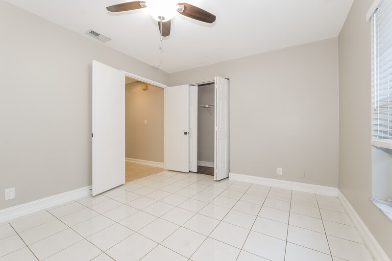 3,610/Mo, 21020 Woodspring Ave Boca Raton, FL 33428 Bedroom View