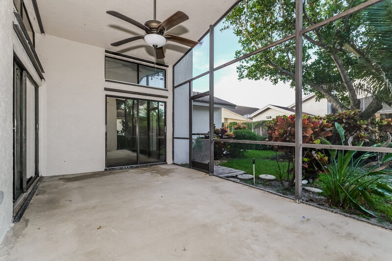 3,610/Mo, 21020 Woodspring Ave Boca Raton, FL 33428 Covered Patio View 2
