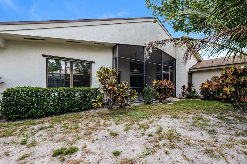 3,835/Mo, 21020 Woodspring Ave Boca Raton, FL 33428 Rear View