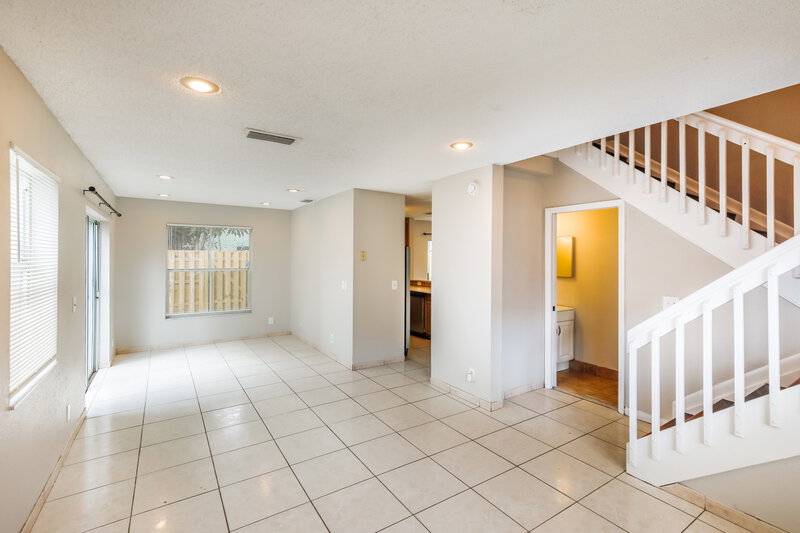 3,130/Mo, 6701 Fern St Margate, FL 33063 Living Room View