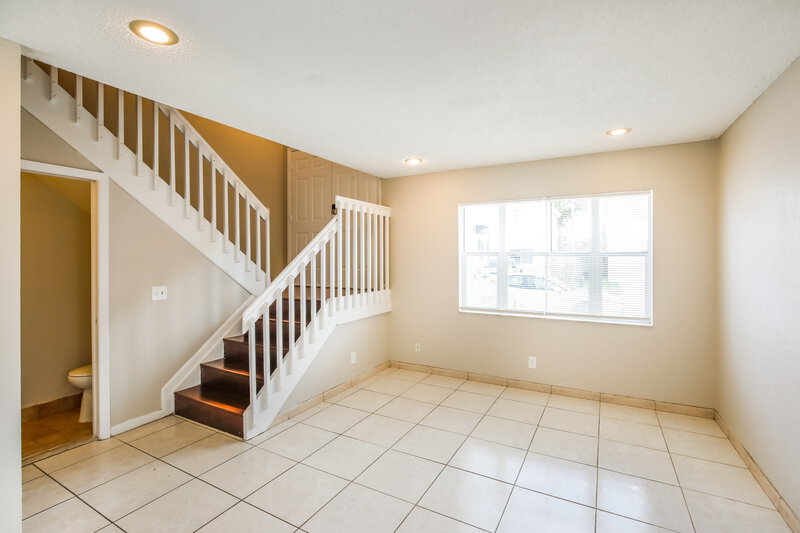 3,130/Mo, 6701 Fern St Margate, FL 33063 Living Room View 2