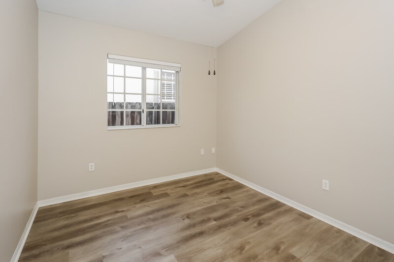 3,330/Mo, 15302 SW 35th Ter Miami, FL 33185 Bedroom View 2