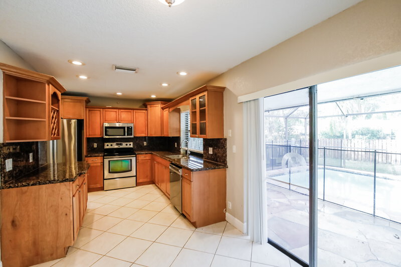 3,760/Mo, 3820 NW 72nd Dr Coral Springs, FL 33065 Kitchen View