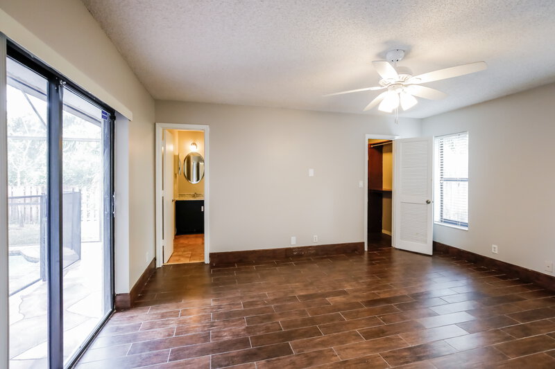 3,760/Mo, 3820 NW 72nd Dr Coral Springs, FL 33065 Main Bedroom View