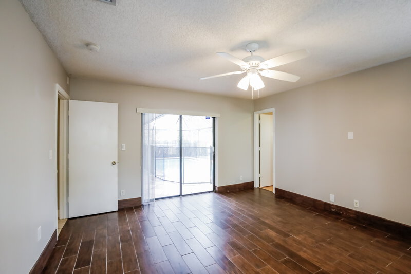 3,760/Mo, 3820 NW 72nd Dr Coral Springs, FL 33065 Main Bedroom View 2