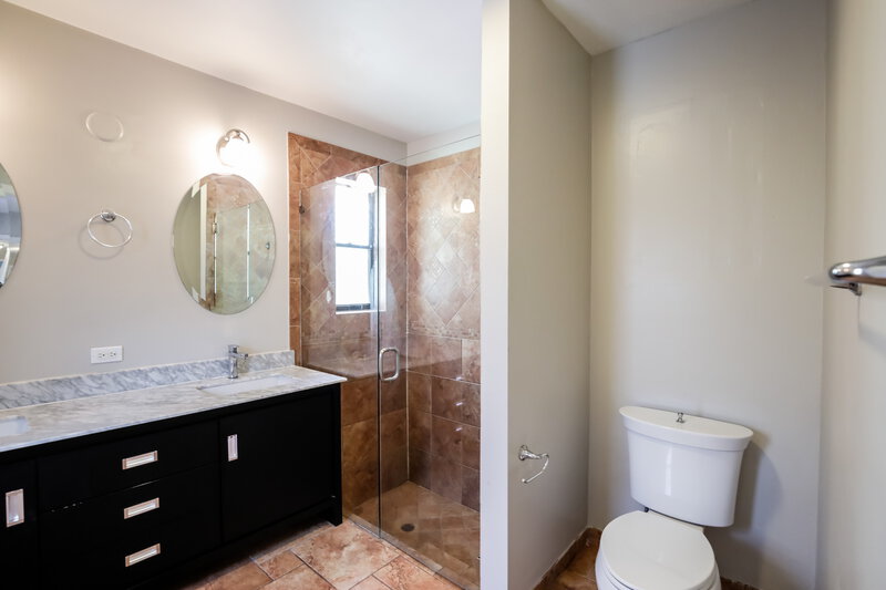 3,760/Mo, 3820 NW 72nd Dr Coral Springs, FL 33065 Main Bathroom View