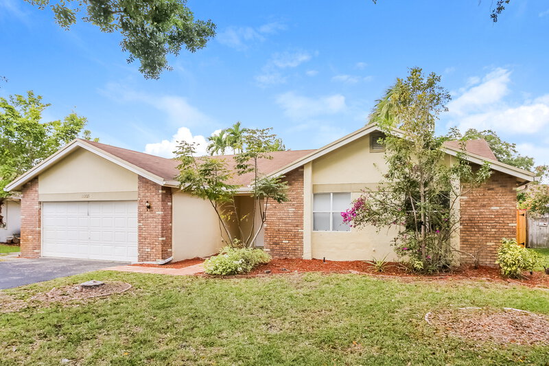 3,875/Mo, 11235 NW 43rd Pl Coral Springs, FL 33065 Misc View