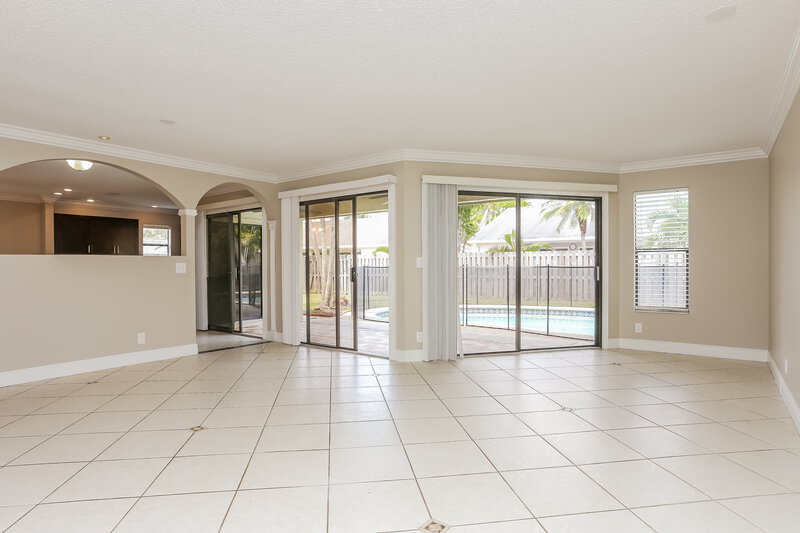 3,875/Mo, 11235 NW 43rd Pl Coral Springs, FL 33065 Living Room View