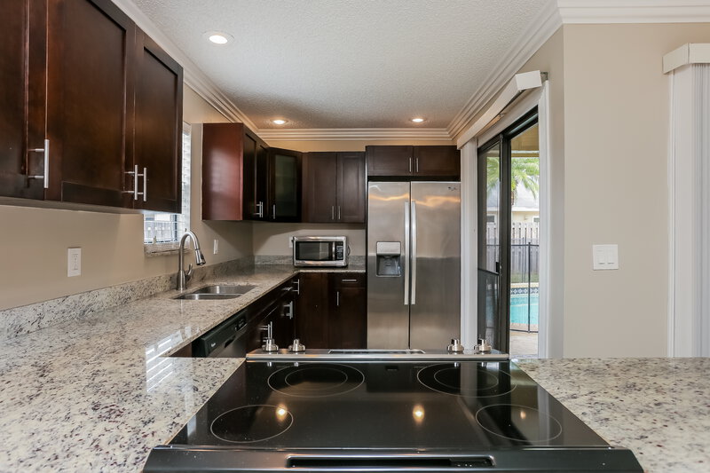 3,875/Mo, 11235 NW 43rd Pl Coral Springs, FL 33065 Kitchen View