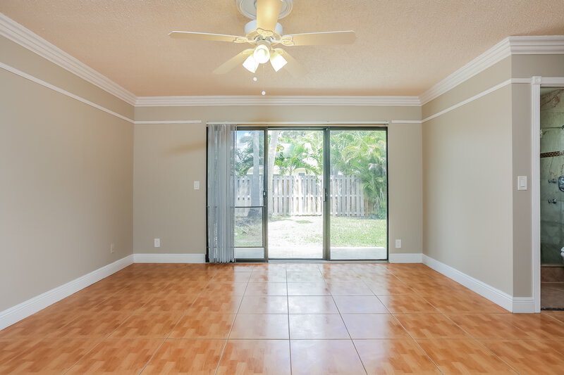 3,875/Mo, 11235 NW 43rd Pl Coral Springs, FL 33065 Main Bedroom View