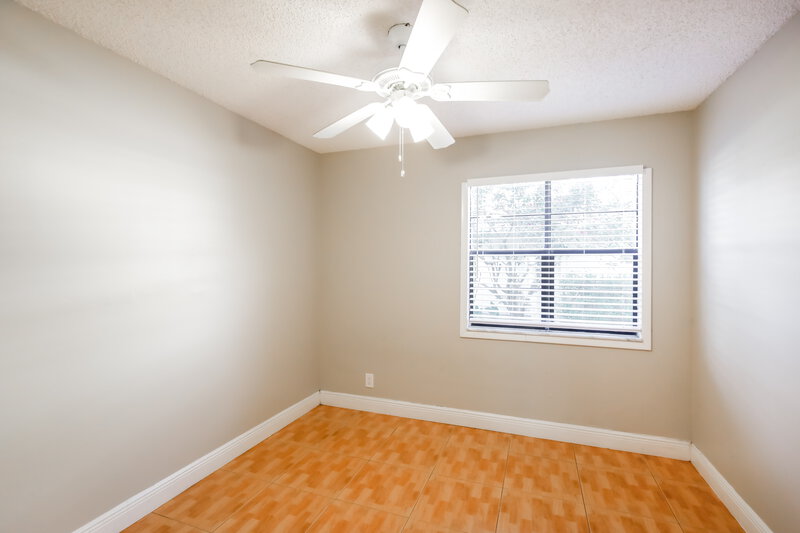 3,990/Mo, 11235 NW 43rd Pl Coral Springs, FL 33065 Bedroom View 4