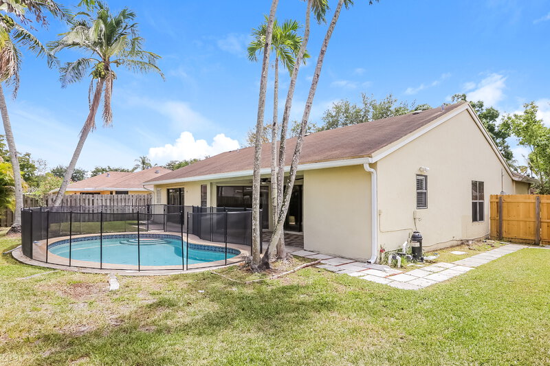 3,875/Mo, 11235 NW 43rd Pl Coral Springs, FL 33065 Rear View