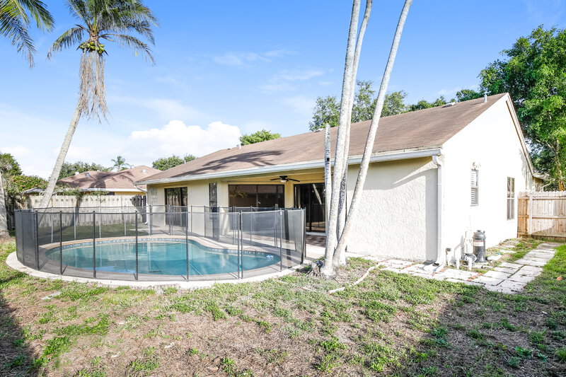 3,990/Mo, 11235 NW 43rd Pl Coral Springs, FL 33065 Rear View