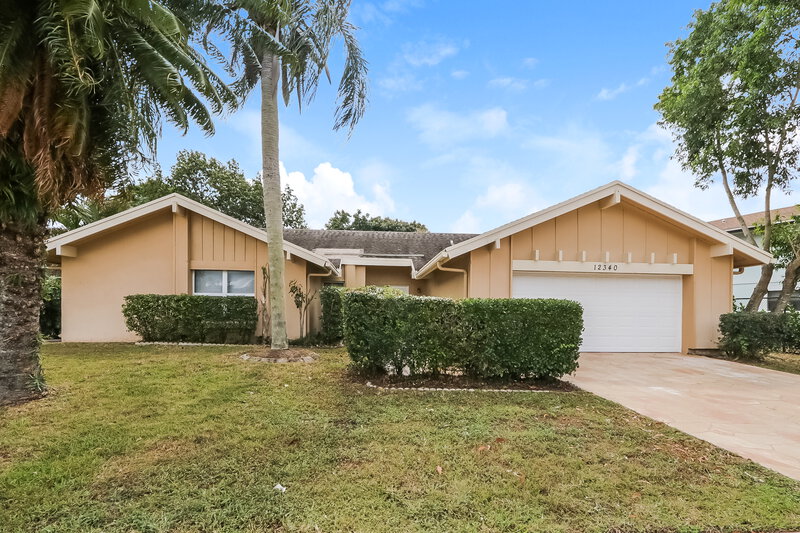 3,605/Mo, 12340 Old Country Rd S Wellington, FL 33414 External View