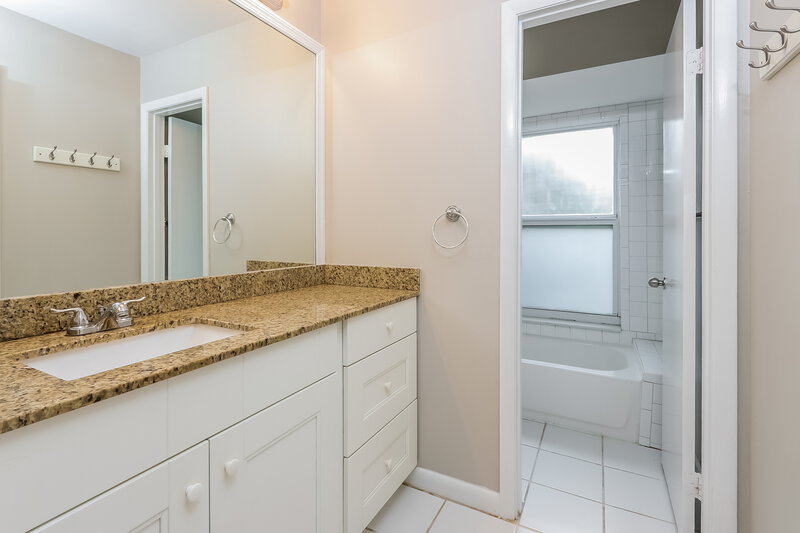 3,605/Mo, 12340 Old Country Rd S Wellington, FL 33414 Bathroom View