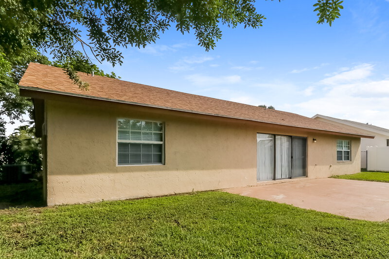 4,510/Mo, 9702 Nevada Pl Boca Raton, FL 33434 Rear View 2