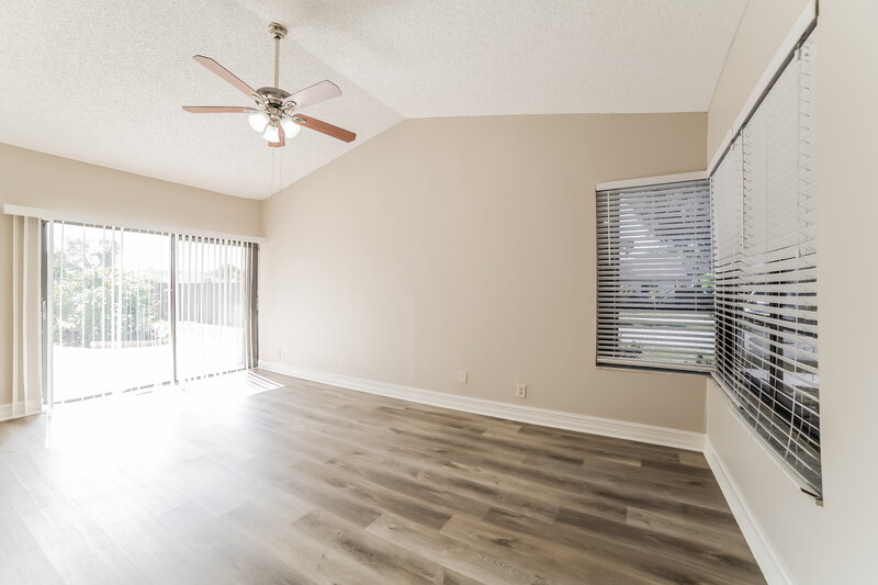 5,120/Mo, 12762 SW 116th Ter Miami, FL 33186 Main Bedroom View