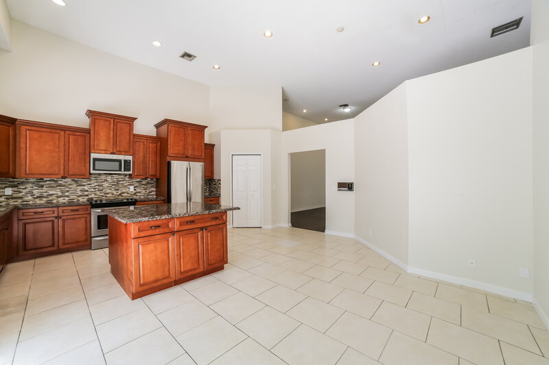 3,385/Mo, 7770 Highlands Cir Margate, FL 33063 Dining Room View