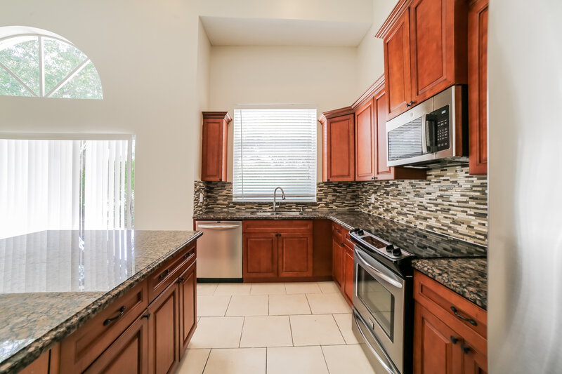 3,385/Mo, 7770 Highlands Cir Margate, FL 33063 Kitchen View