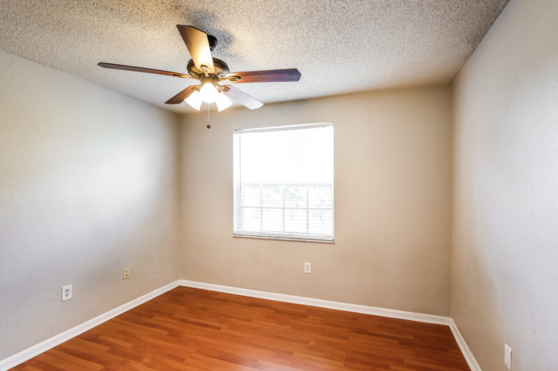 3,520/Mo, 1449 NW 153rd Ave Pembroke Pines, FL 33028 Bedroom View 3