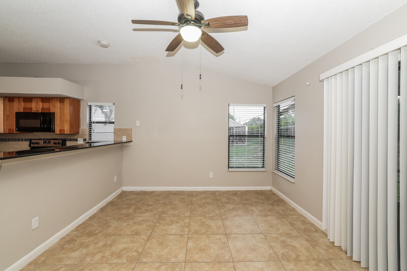 2,785/Mo, 108 Sherwood Dr Royal Palm Beach, FL 33411 Dining Room View