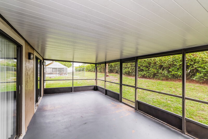 2,785/Mo, 108 Sherwood Dr Royal Palm Beach, FL 33411 Sun Room View