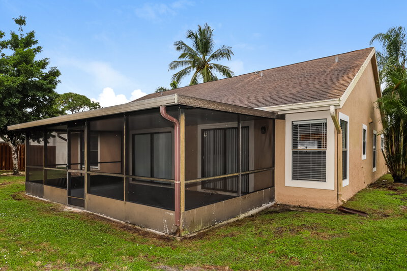 2,785/Mo, 108 Sherwood Dr Royal Palm Beach, FL 33411 Rear View 2