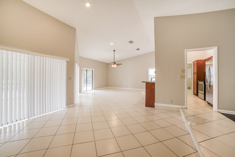 4,160/Mo, 10768 NW 17th St Coral Springs, FL 33071 Living Room View 2