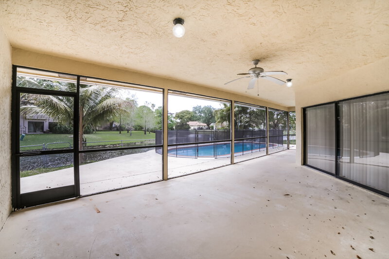 4,160/Mo, 10768 NW 17th St Coral Springs, FL 33071 Sun Room View 2
