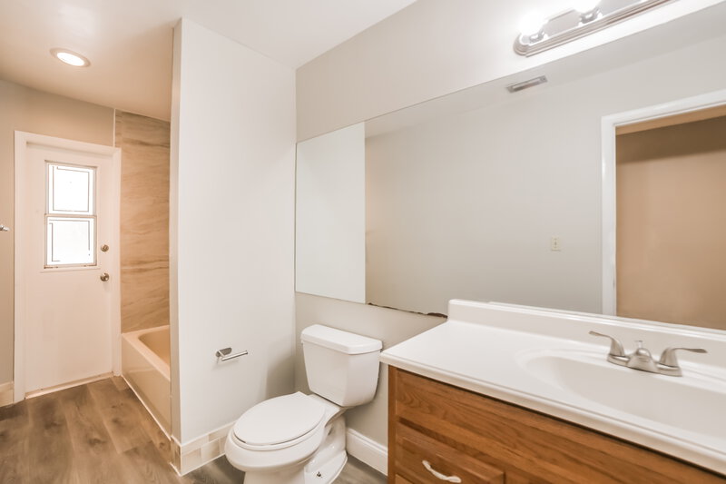 4,160/Mo, 10768 NW 17th St Coral Springs, FL 33071 Main Bathroom View