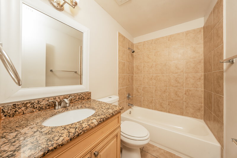 2,995/Mo, 9104 Affirmed Ln Boca Raton, FL 33496 Bathroom View