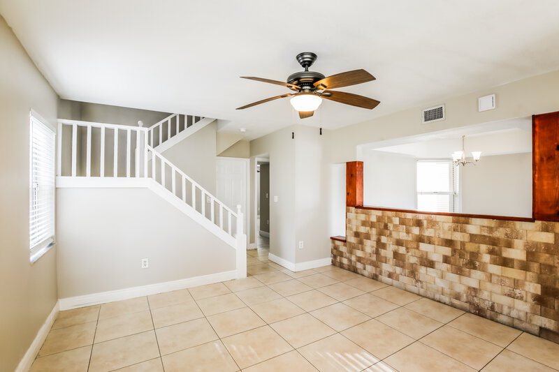 3,165/Mo, 4771 SW 154th Ave Miami, FL 33185 Family Room View