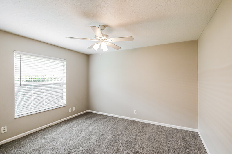 3,015/Mo, 109 Black Olive Cres Royal Palm Beach, FL 33411 Bedroom View